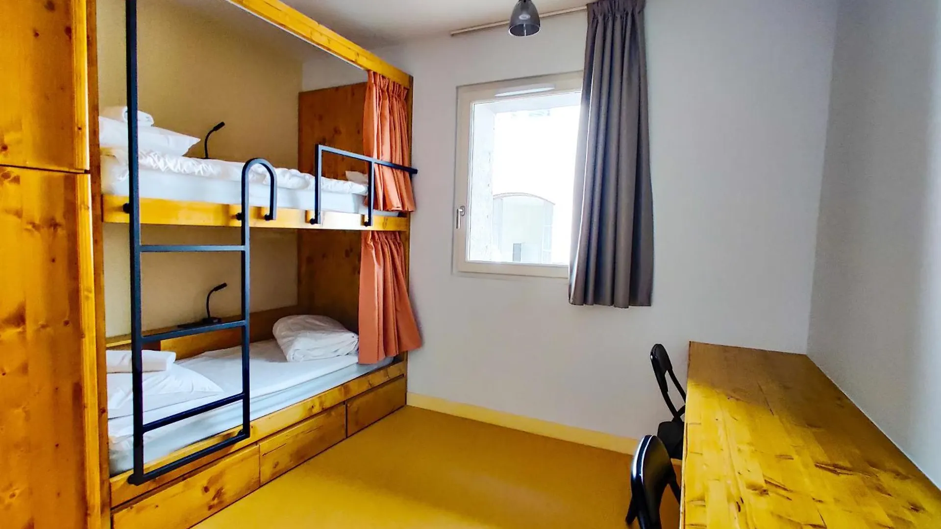 Auberge Le Leo De Foix